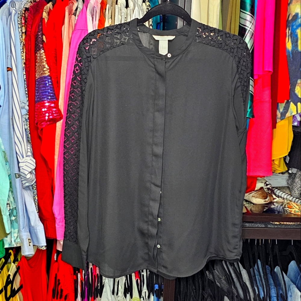 H&M Black Button Down Blouse w/Lace Sleeves